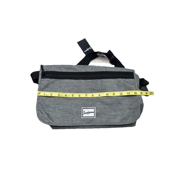 Journeyman Messenger Bag Men's Gray Cell Pocket Flap Closure Shoulder Strap NWT - Picture 9 of 11